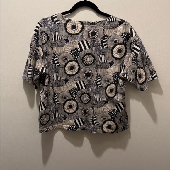 Uniqlo x Merimekko boxy t shirt in size XS - Picture 6 of 6